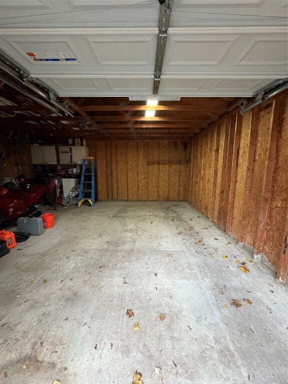 Building Photo - 209 Hudson St