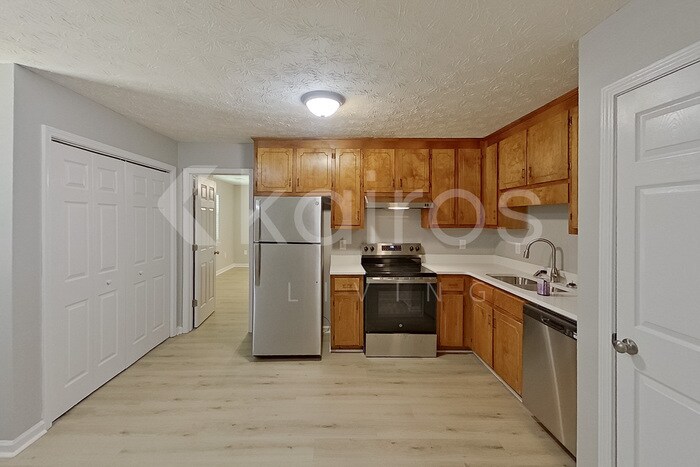 Building Photo - 341 Canada Ct