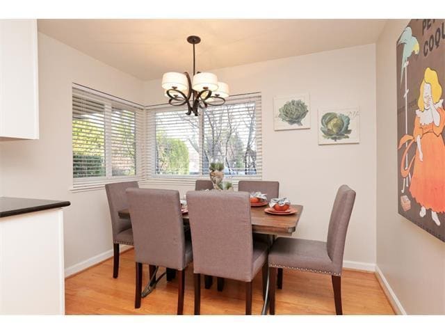 Building Photo - Beautiful single family home near Westfiel...