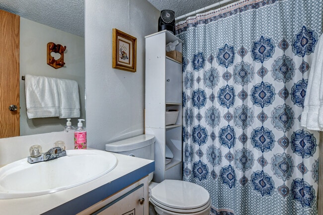 Building Photo - 2477 River Trail Rd