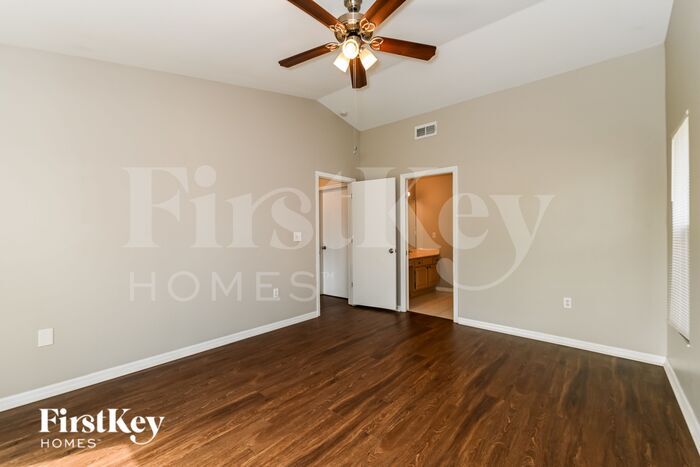 Building Photo - 18557 Wisteria Rd