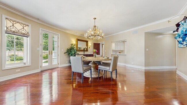 Building Photo - 570 Hathaway Cir
