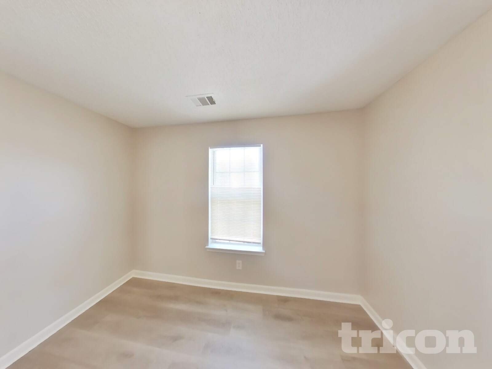 Building Photo - 6262 Varnay Ct