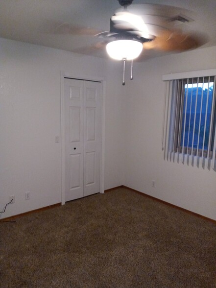 Guest Bedroom - 2715 Daytona Ave