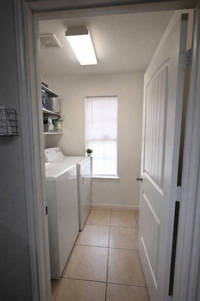 Building Photo - 250 7th St