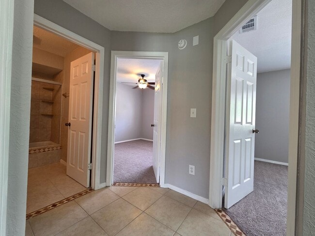 Building Photo - Three Bedroom Townhome at Montgomery Club in Altamonte Springs