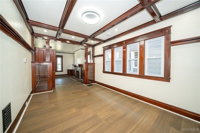 Building Photo - 23 Aldrich Pl