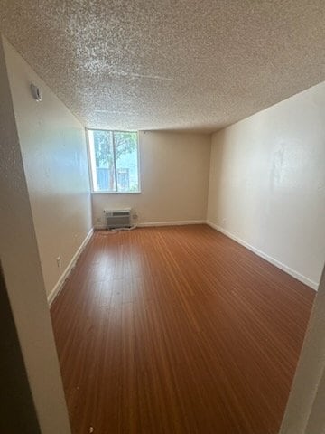 Building Photo - 18620 Hatteras St