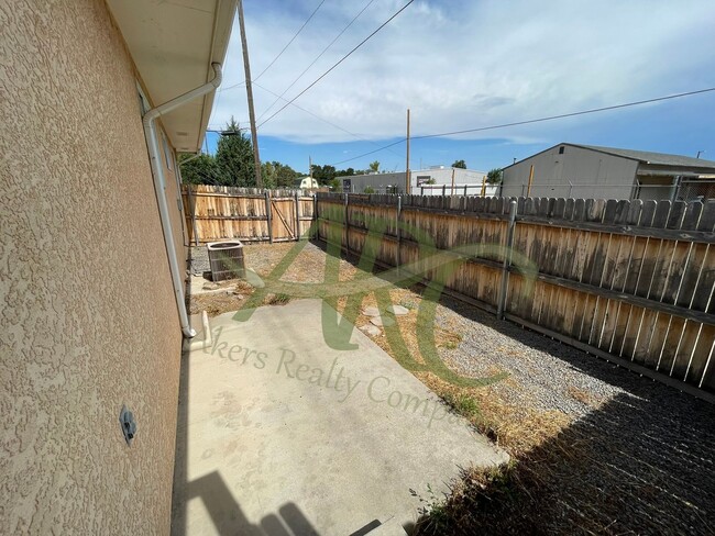 Building Photo - 2730 Poplar St