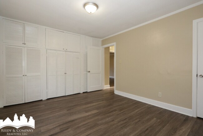 Building Photo - 1120 S Prescott St