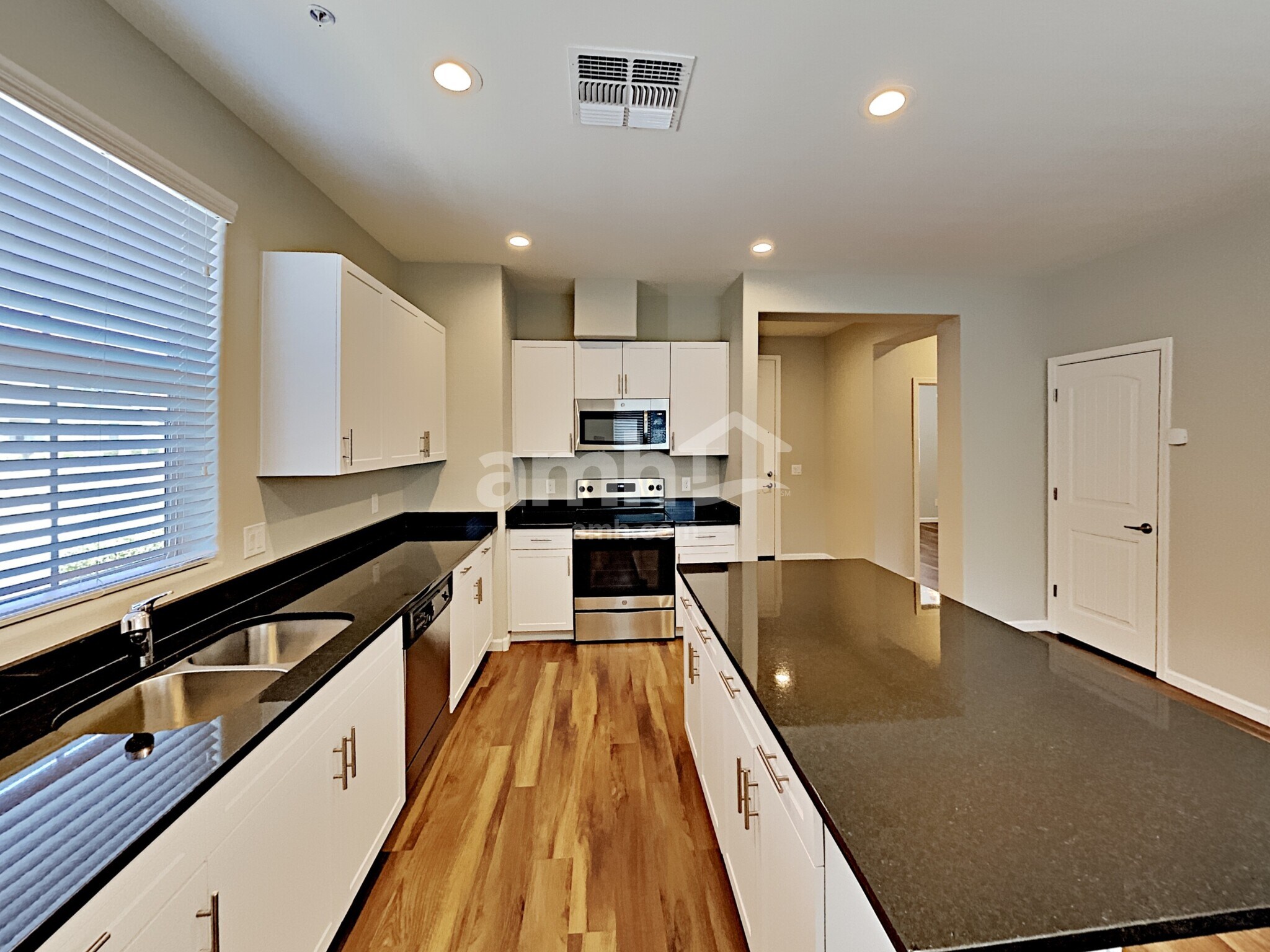 Building Photo - 20699 W Point Ridge Rd