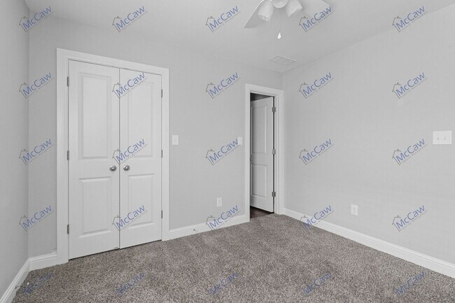 Building Photo - 806 N Broughton St