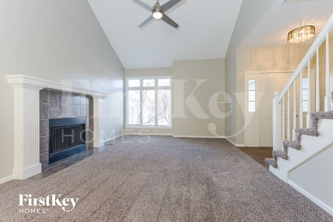 Building Photo - 6914 NW Pleasant View Ct