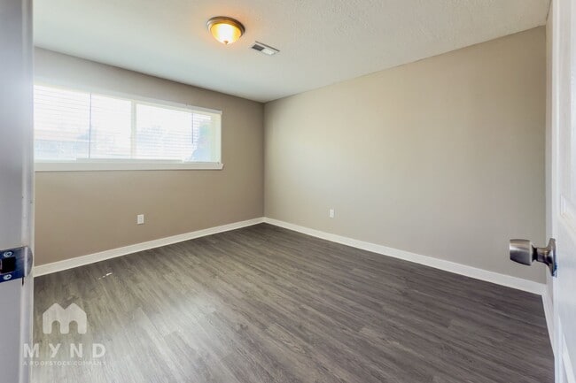 Building Photo - 4756 W 5865 S