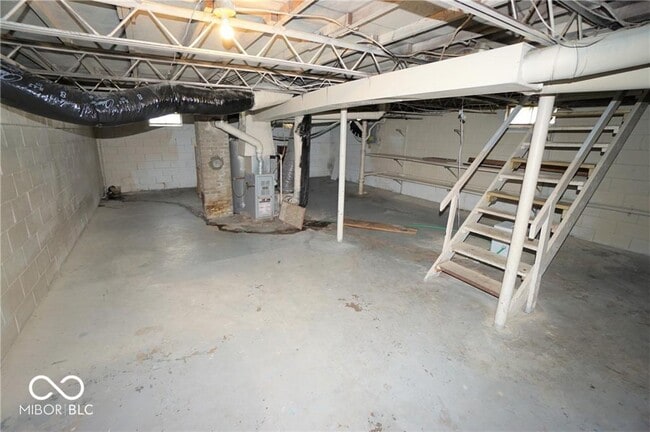 Building Photo - 2120 W Kessler Blvd N Dr