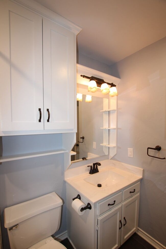 Building Photo - 1013 Blue Quail Dr