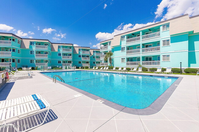 Building Photo - 301 Commerce Way