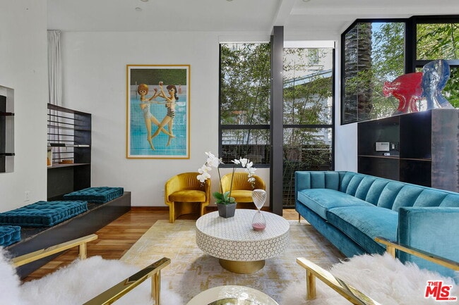 Building Photo - 7 Vicente Ter