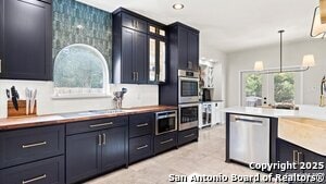 Building Photo - 2455 Old Well Dr