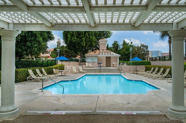 Building Photo - 7205 Calabria Ct