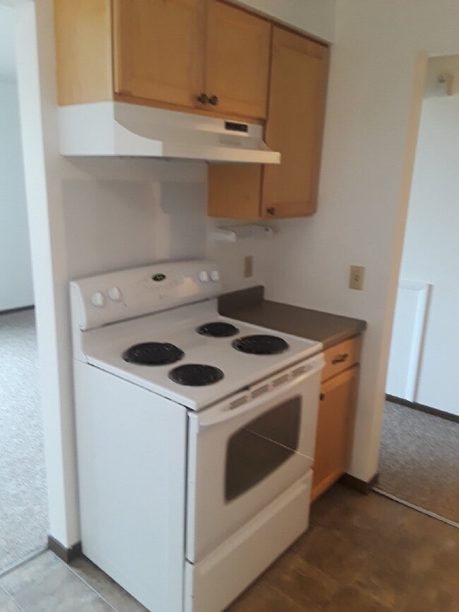 Building Photo - Grand Marais Apartments Inc.