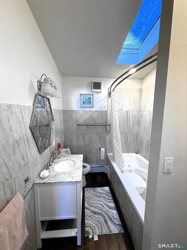 Building Photo - 541 Park Ave