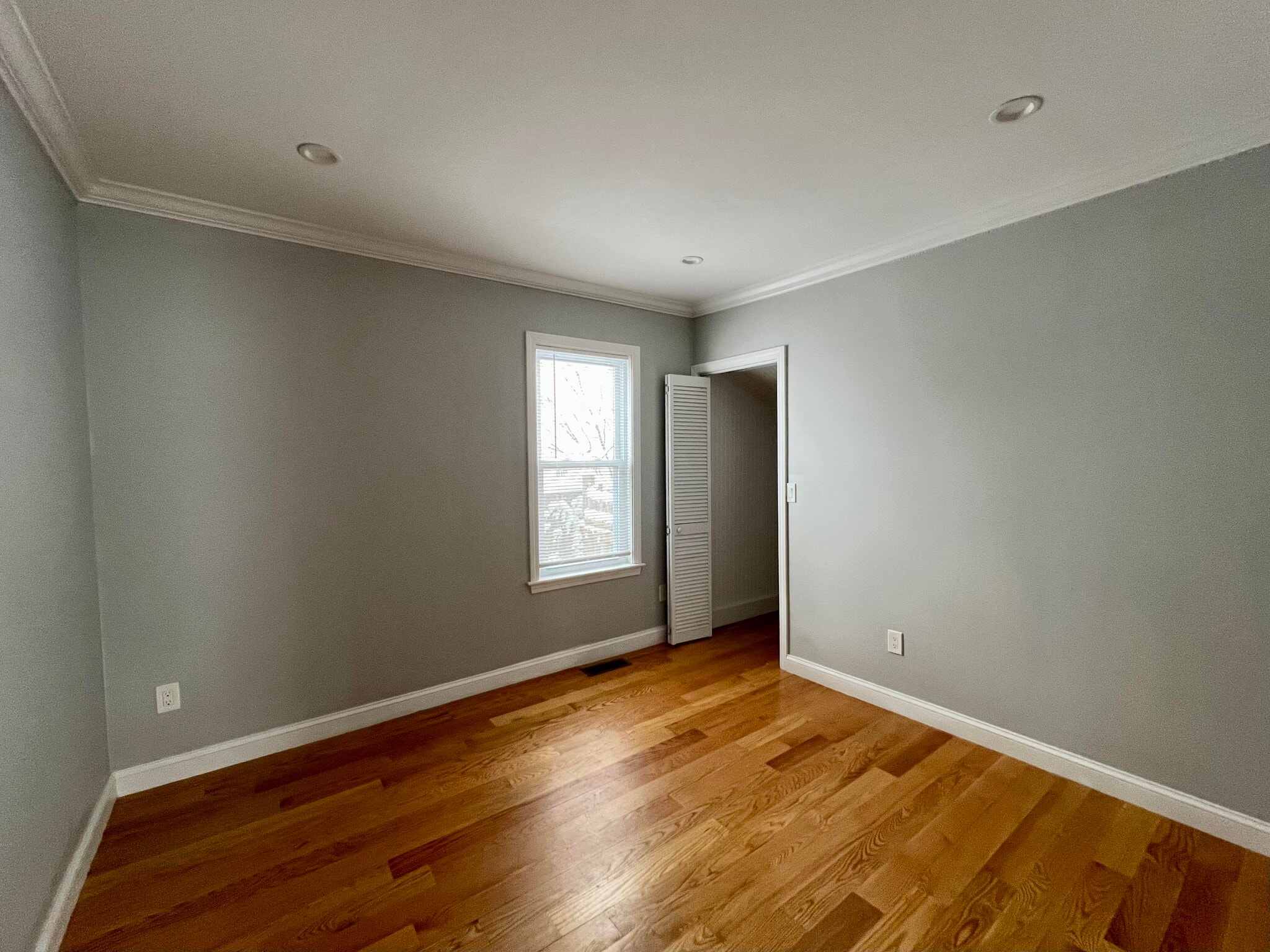 Bedroom 2 - 19 Cushing St