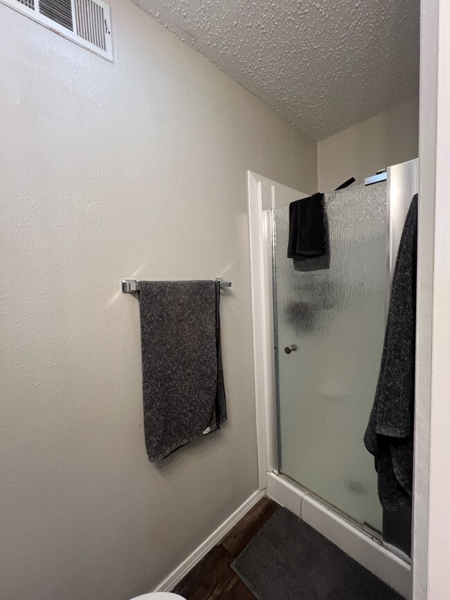 Building Photo - 3101 26th St