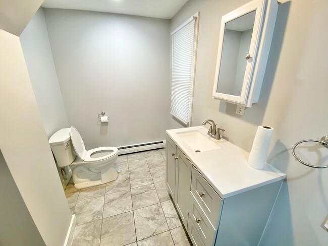 Building Photo - 89 Pitkin St