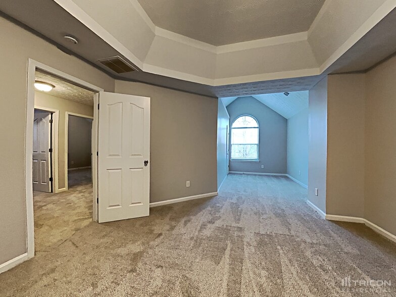 Building Photo - 80 Stony Oak Dr