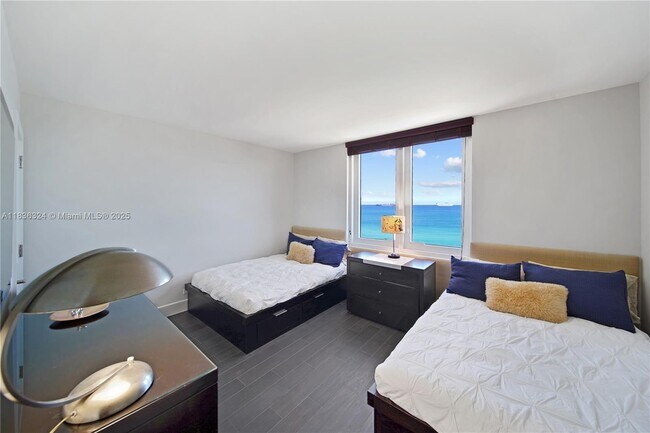 Building Photo - 2301 Collins Ave