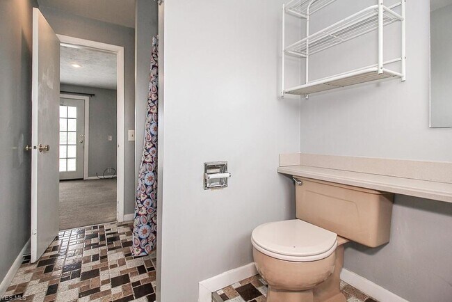 Building Photo - 3274 W 130th St