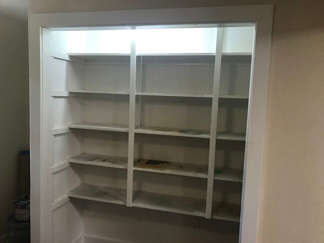 Building Photo - 3113 Babin Dr