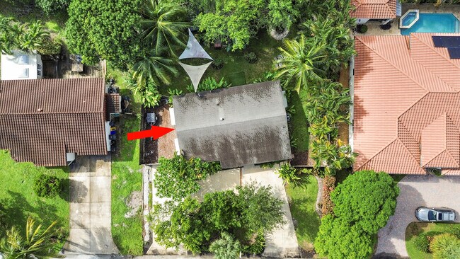 Building Photo - 170 NW 7th St