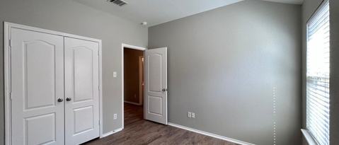 Building Photo - 2037 Rachel Ln