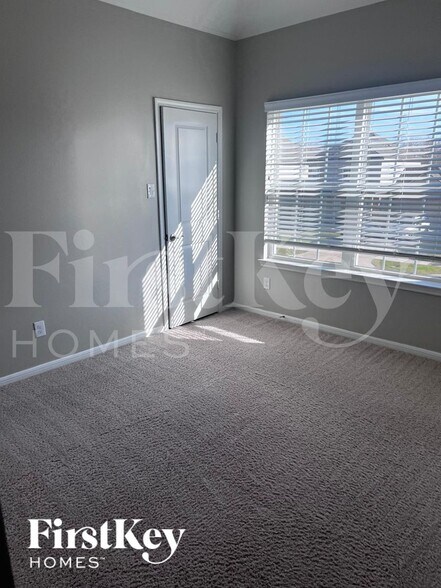 Building Photo - 6434 Upper Leaf Ct