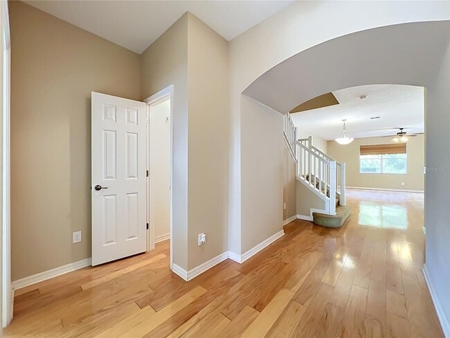 Building Photo - 412 Penny Royal Pl