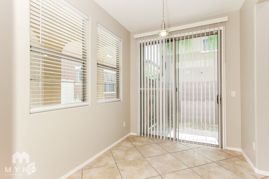 Building Photo - 451 S Hawes Rd