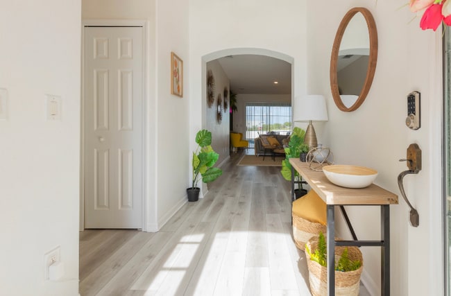 Building Photo - 356 Cotswold Cir
