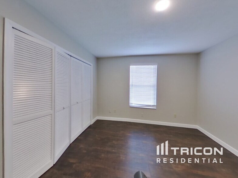 Building Photo - 5631 Touro Dr
