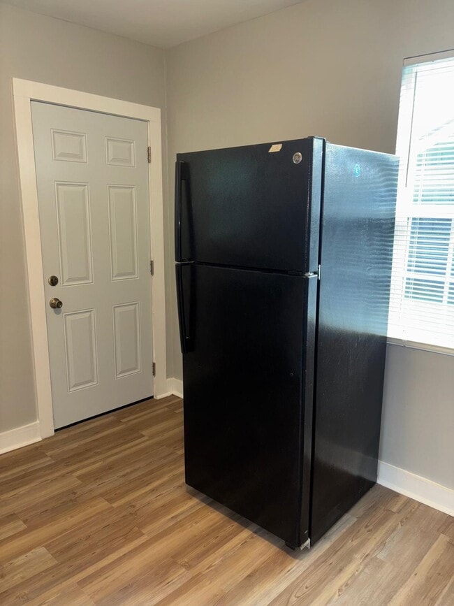 Building Photo - 260 Ryals Ave