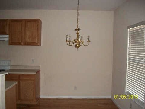 Building Photo - 316 Brookview Dr