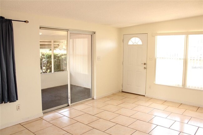 Building Photo - 2211 Emory Ave