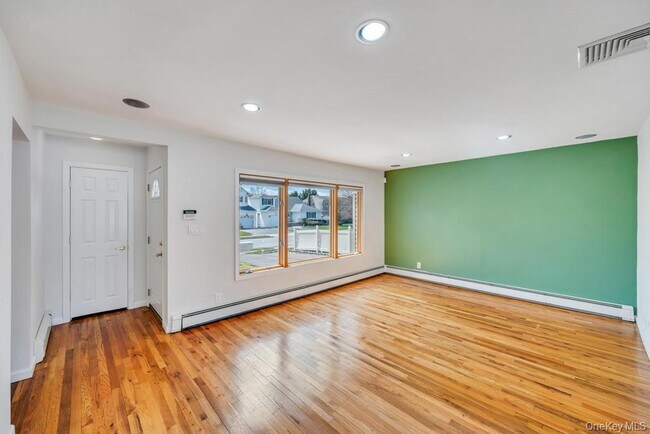 Building Photo - 3685 Prairie Path