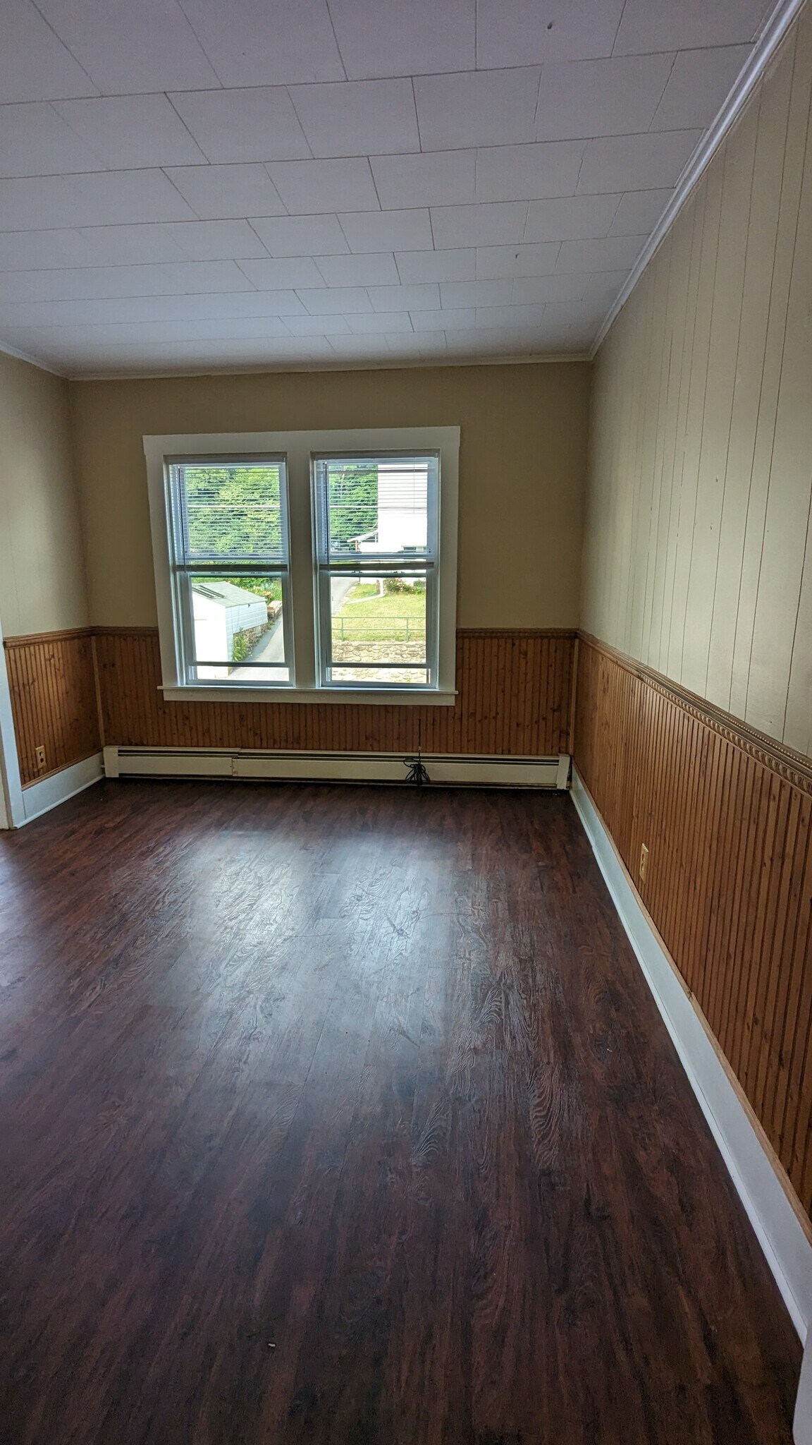 Living room - 237 Pleasant St