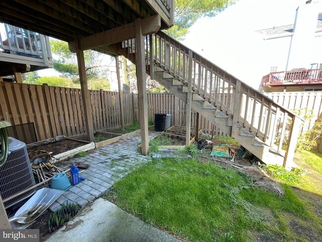 Building Photo - 10638 Sawdust Cir