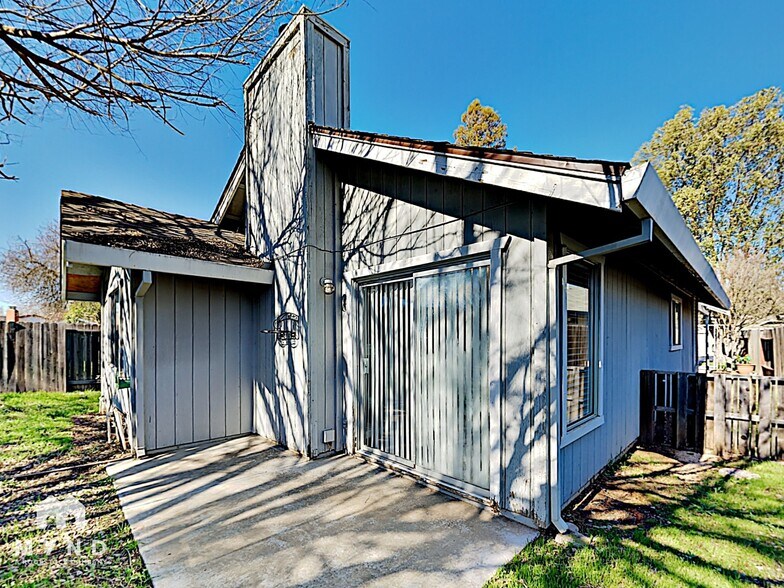 Building Photo - 4430 Sunrise Ct