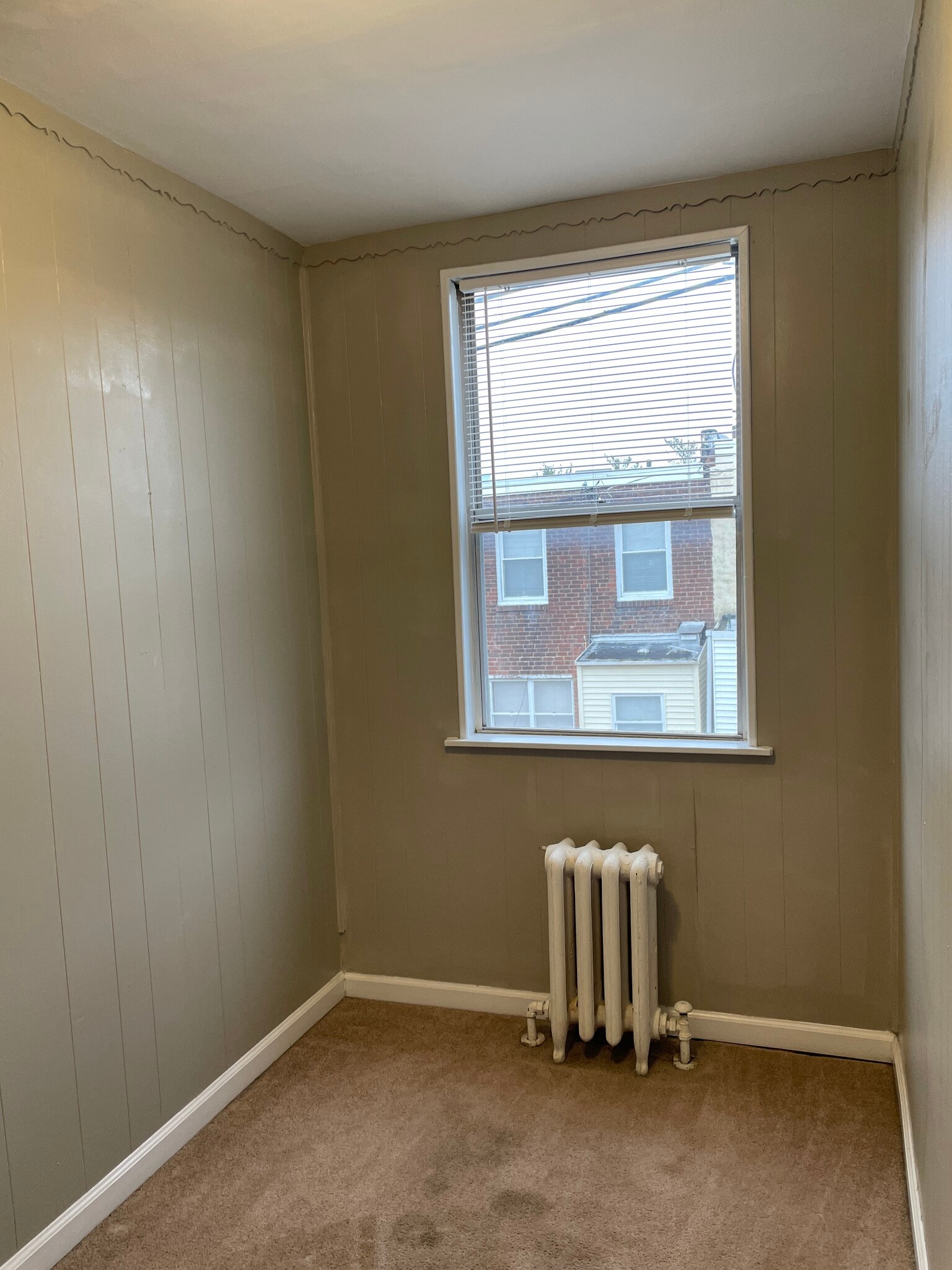 Building Photo - 2435 S Milan St