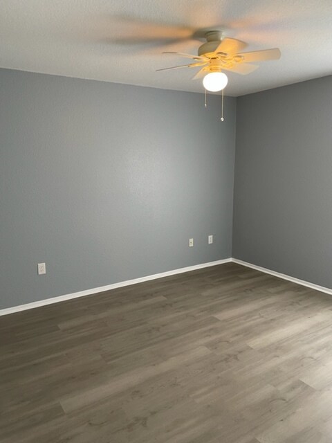 Building Photo - 1071 Nomad Rd