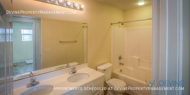 Building Photo - 42547 Drennon Ct